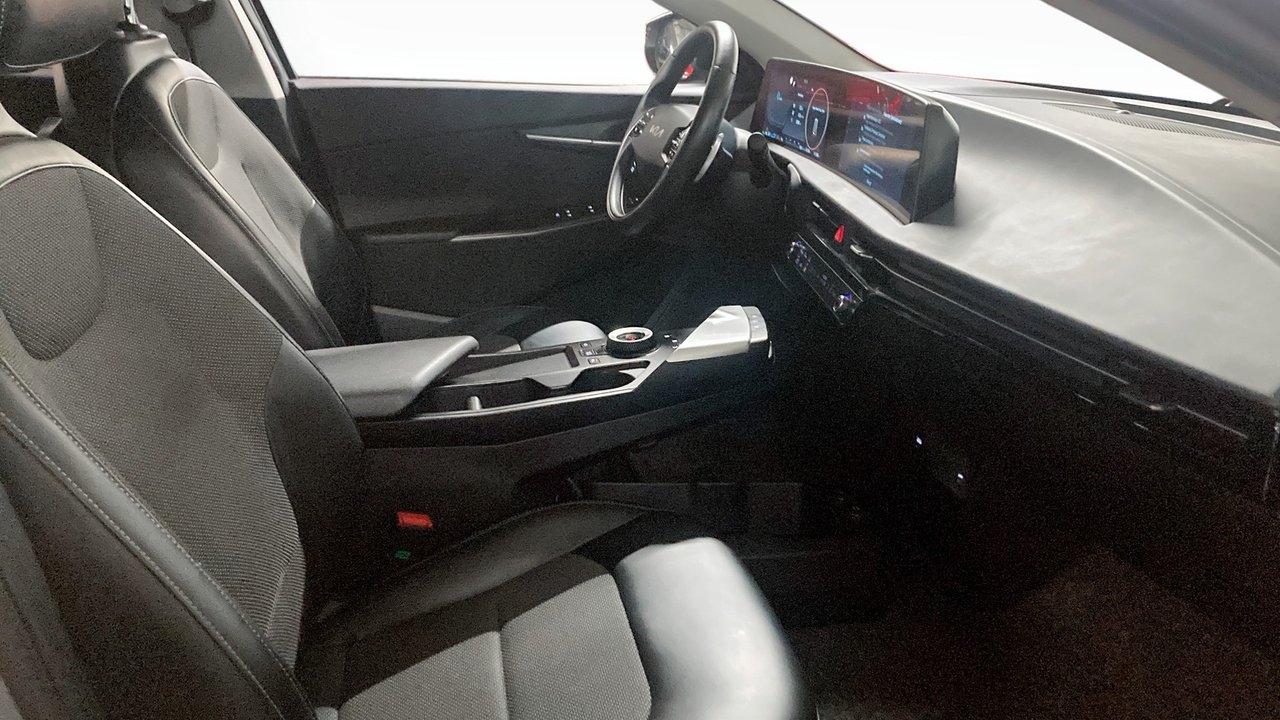 Kia EV6 2022, bild 3/10