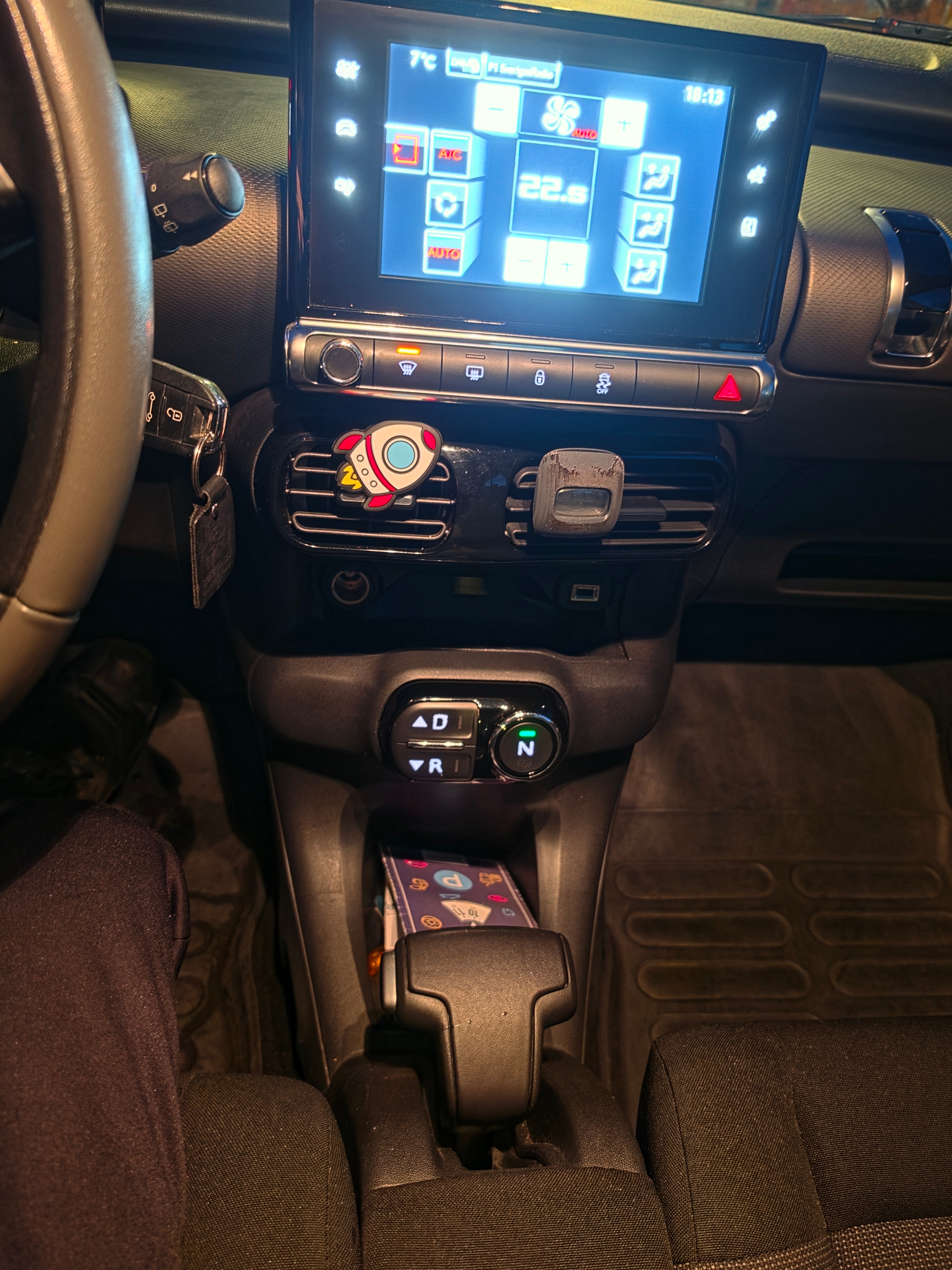 Citroen C4 Cactus e-HDi 92 2014, kuva 6/10