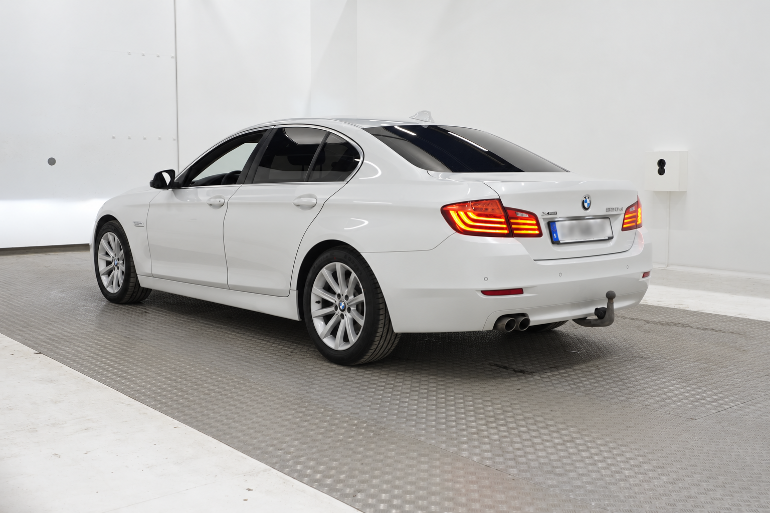 BMW 520d 2014, bild 5/7