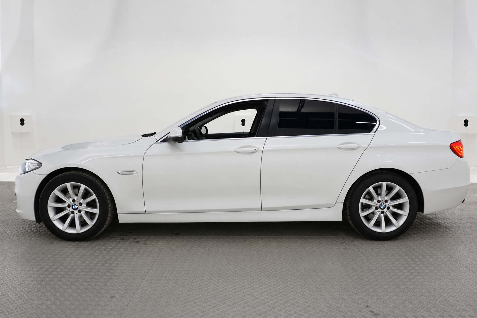 BMW 520d 2014, bild 4/7