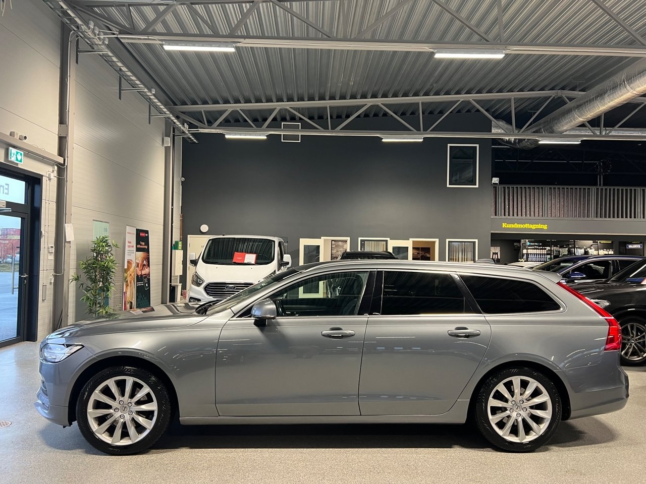 Volvo V90 D4 Advanced 2017, bild 7/10