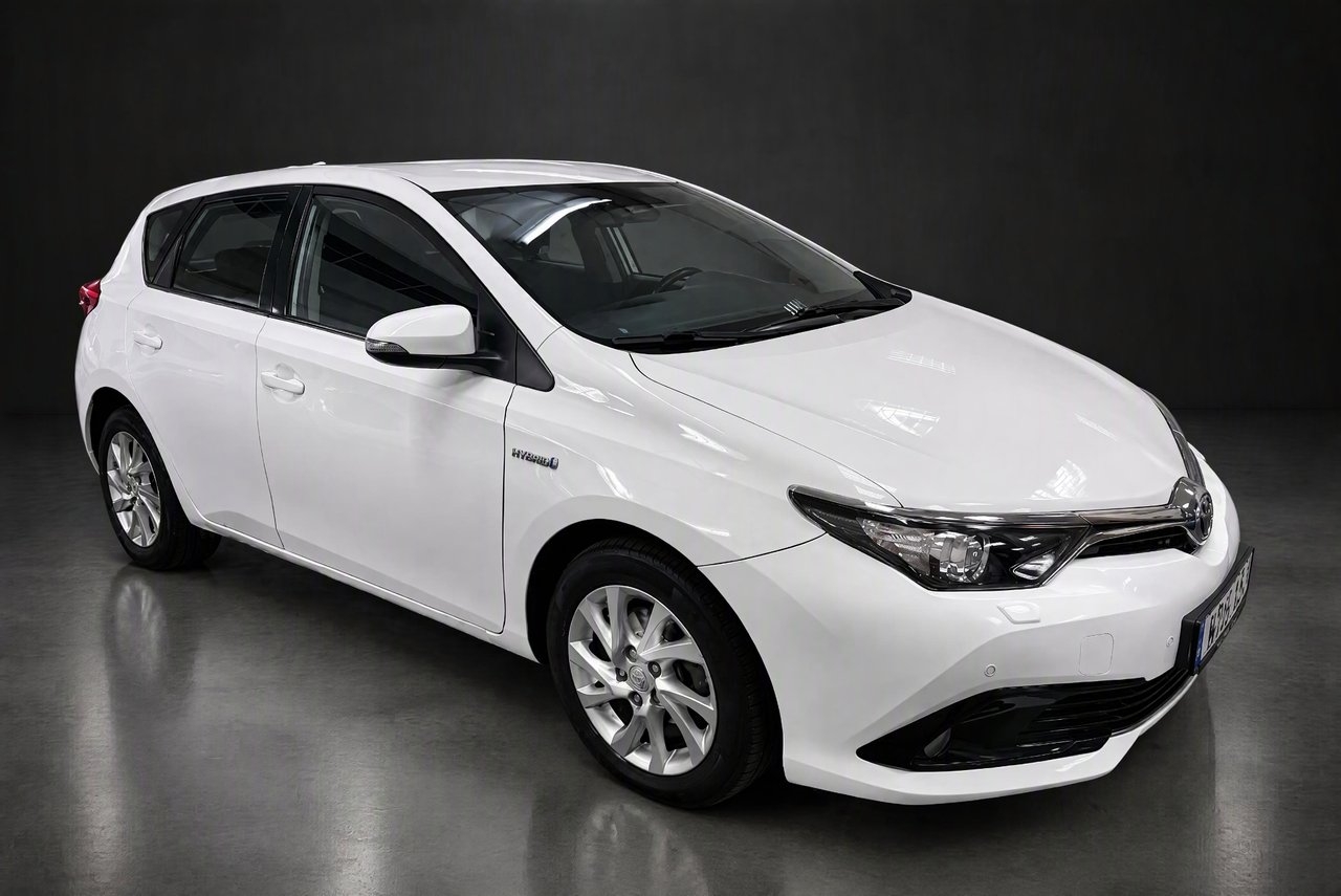 Toyota Auris 1.8 Hybrid 2018, photo 3/15