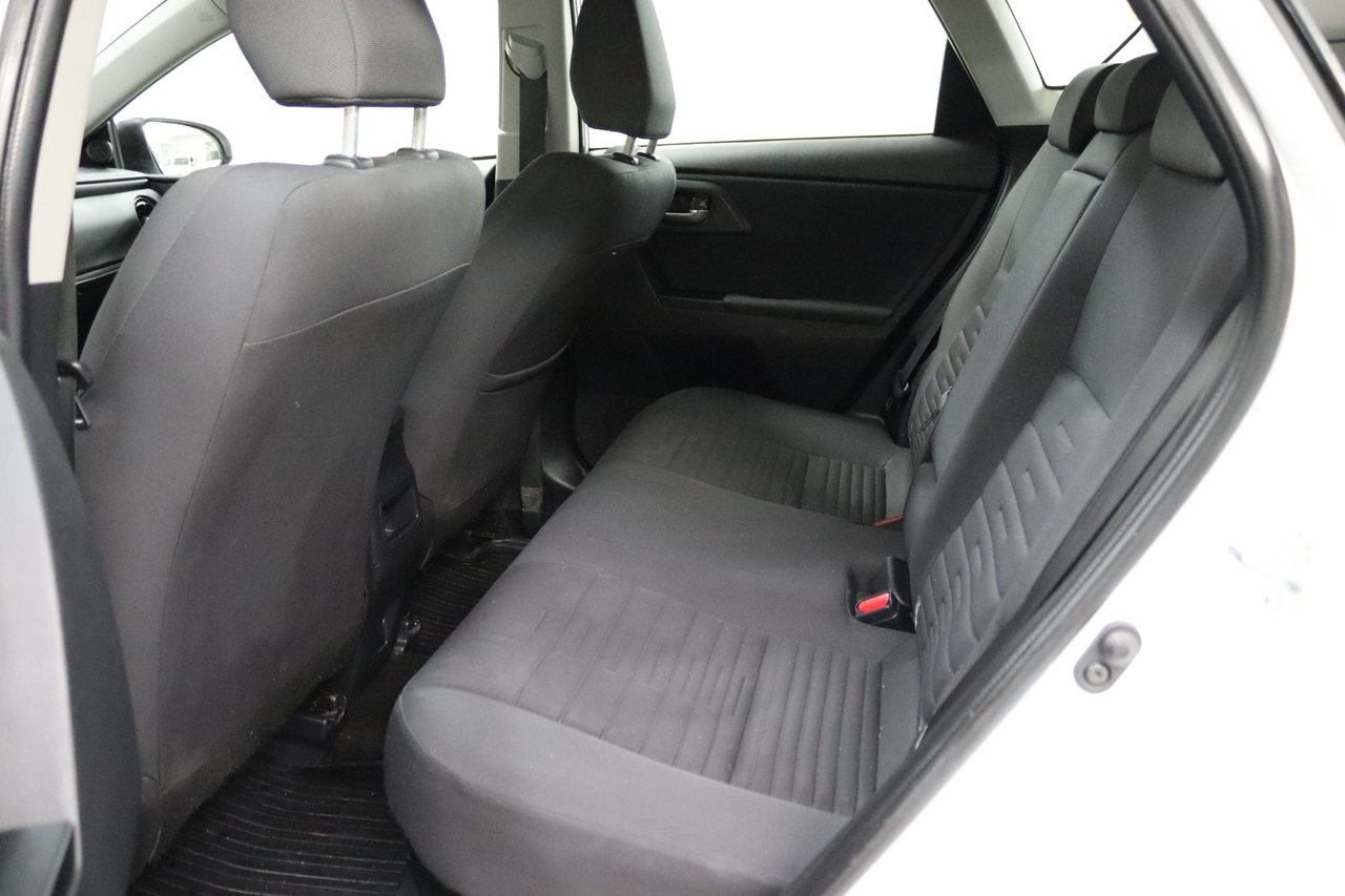 Toyota Auris 1.8 Hybrid 2018, photo 6/15