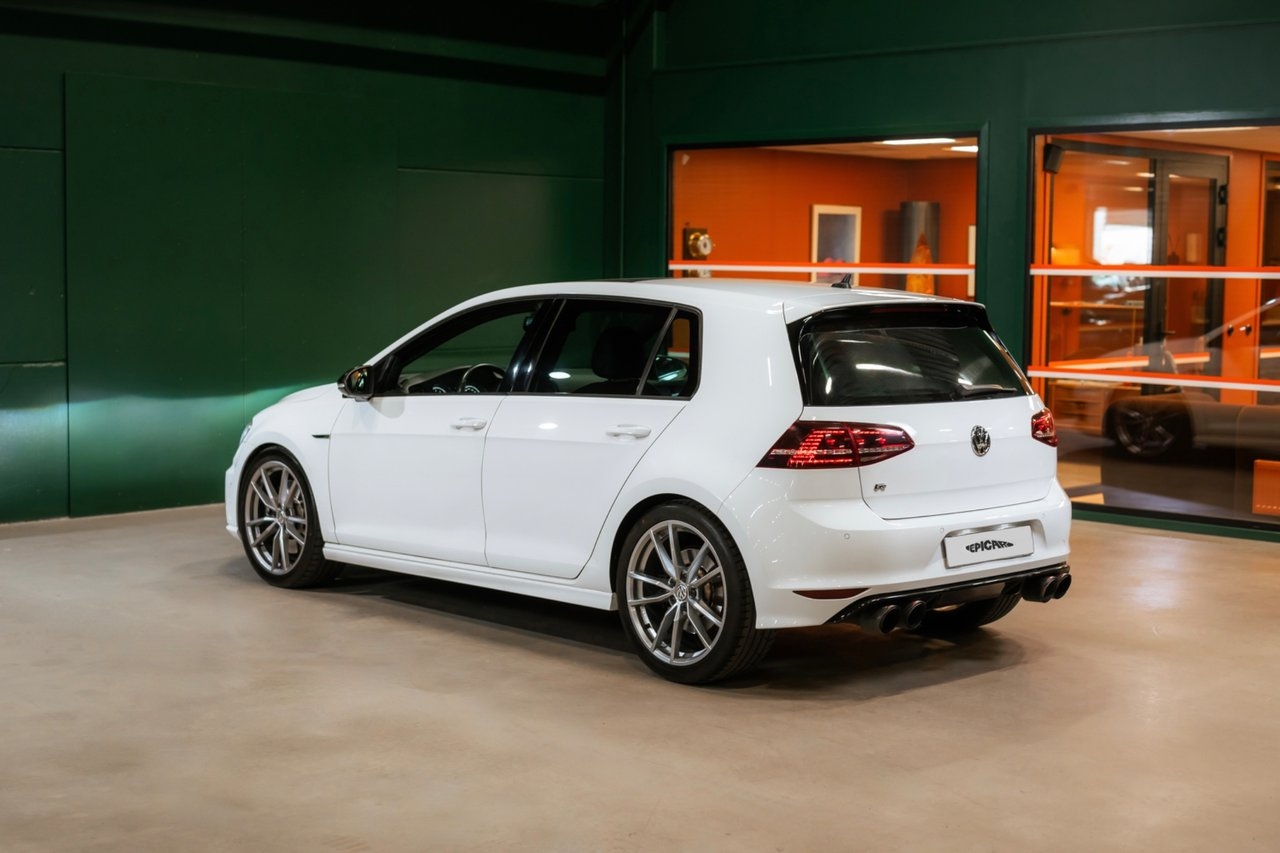 Volkswagen Golf R 2016, bild 3/10