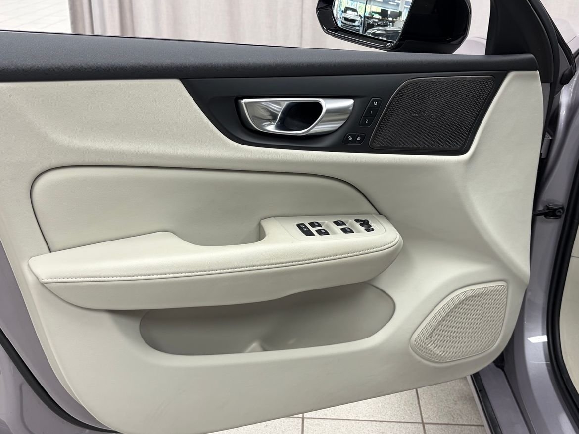 Volvo V60 T6 Plus Dark Nordic 2026, bild 5/10