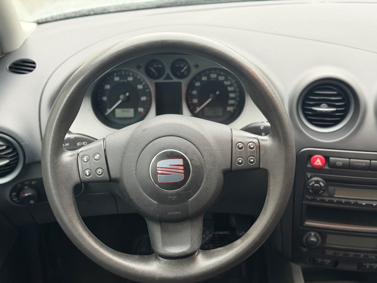 Seat Ibiza 1.4 16V 2008, kuva 7/10
