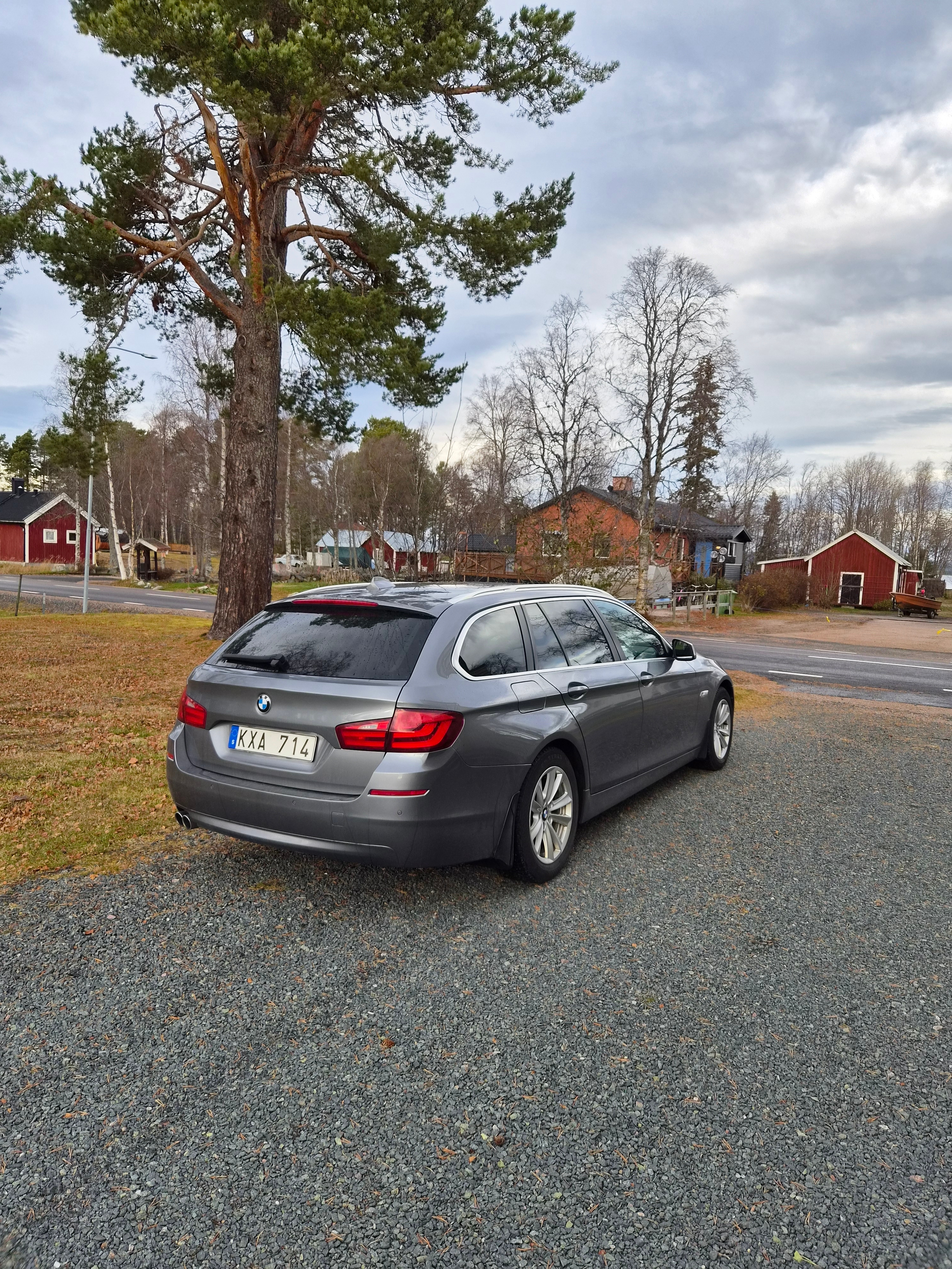 BMW 530d 2011, bild 3/10