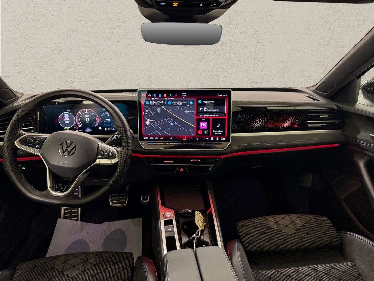 Volkswagen Passat 2.0 TDI R-Line 2026, bild 4/7