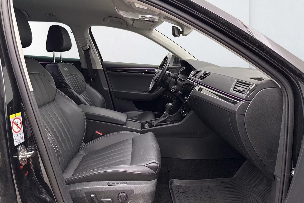 Skoda Superb 1.4 TSI iV L&K 2023, bild 7/10
