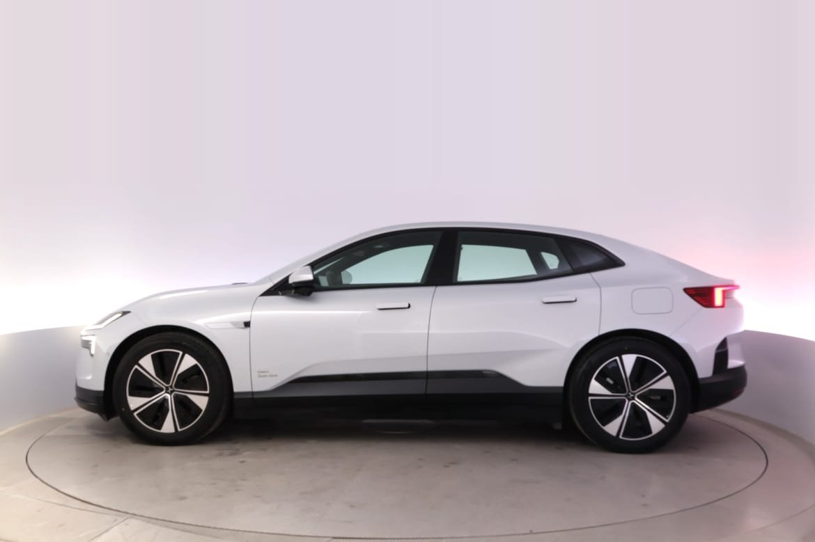Polestar 4 Long Range 2026, bild 2/10