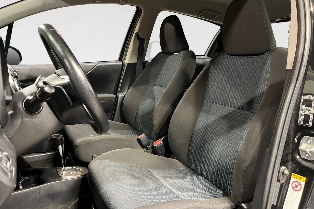 Toyota Yaris 1.33 2012, bild 2/10