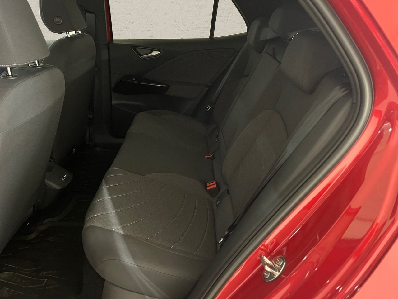Volkswagen ID.3 2024, bild 6/7