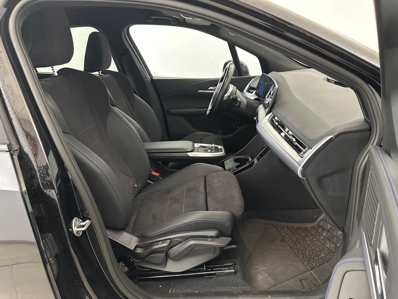 BMW 225e M Sport 2024, bild 6/10