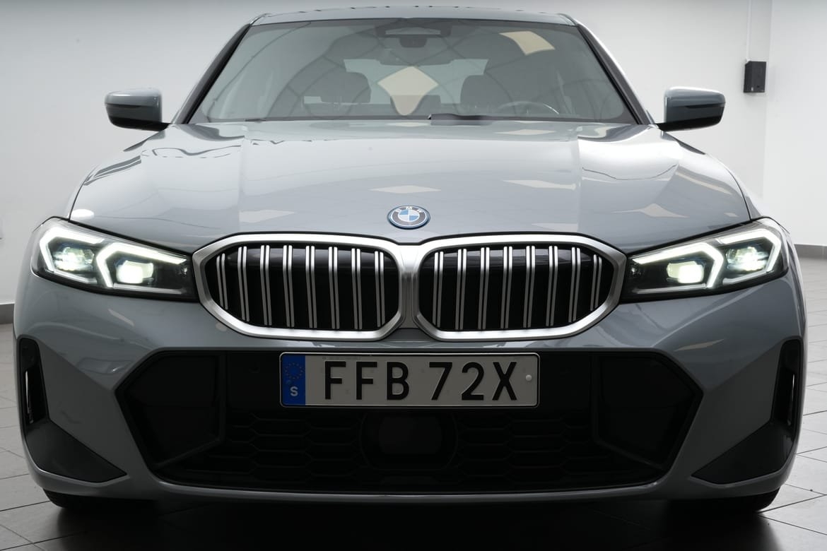 BMW 330e M Sport 2024, bild 7/10