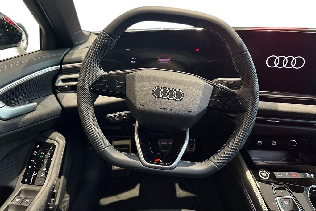 Audi A5 2.0 TFSI e-hybrid S line 2025, kuva 9/10