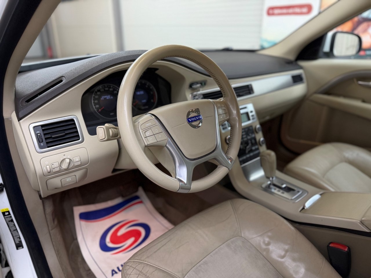 Volvo V70 2.4D Momentum Business 2010, bild 7/10