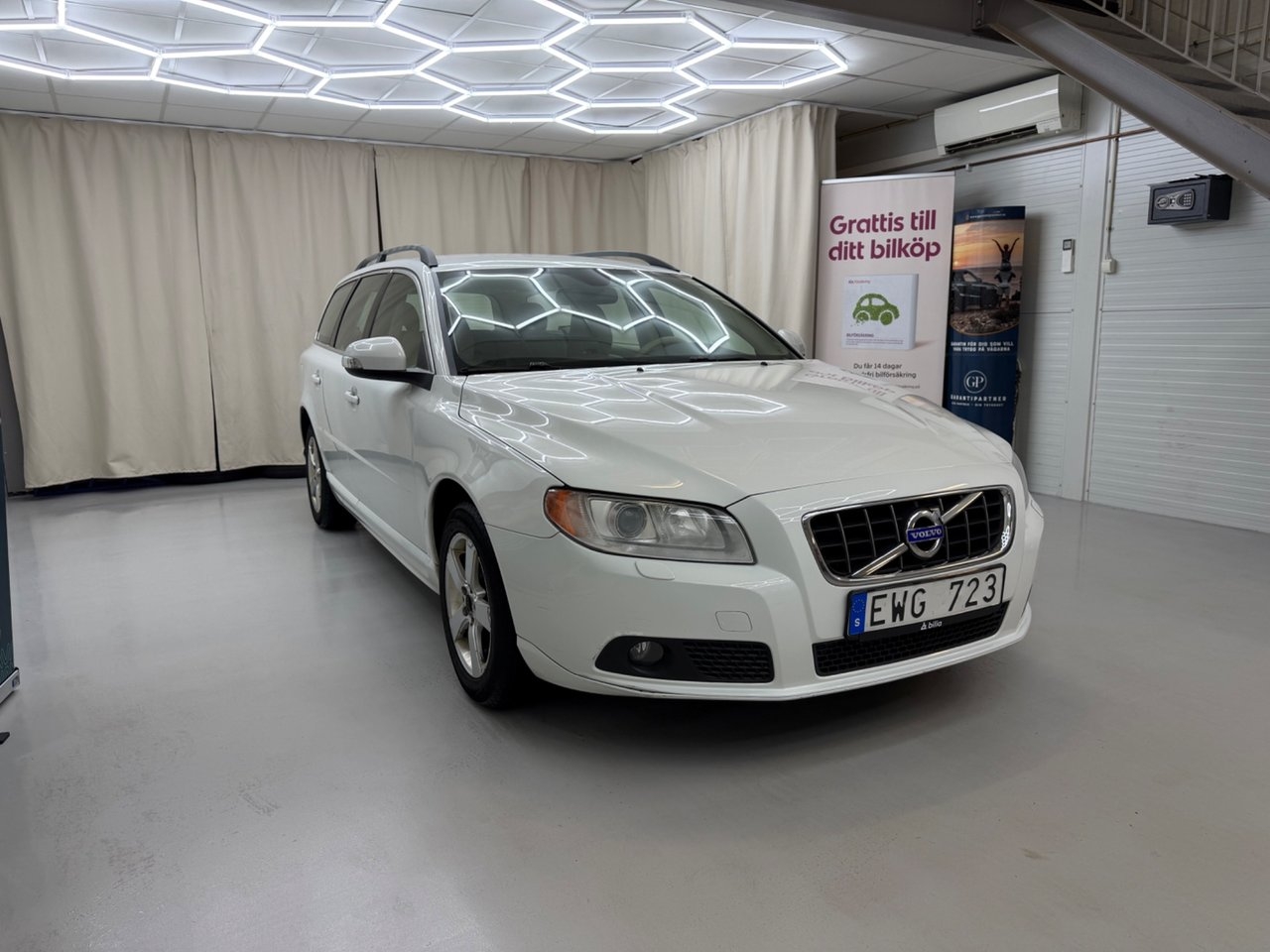 Volvo V70 2.4D Momentum Business 2010, bild 3/10