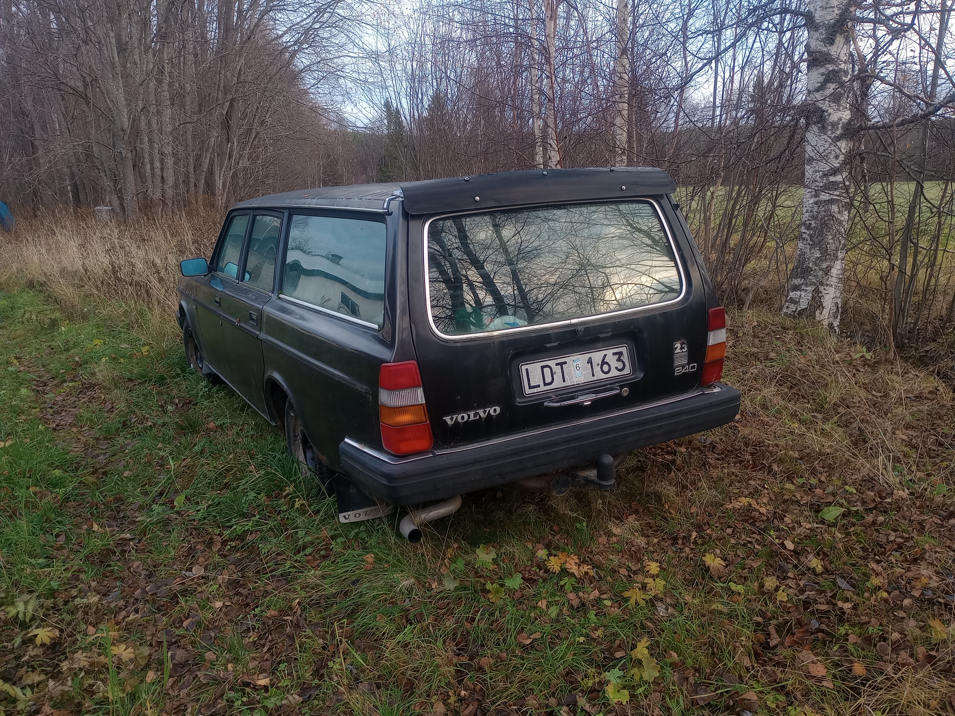 Volvo 240 2.3 1983, bild 2/6
