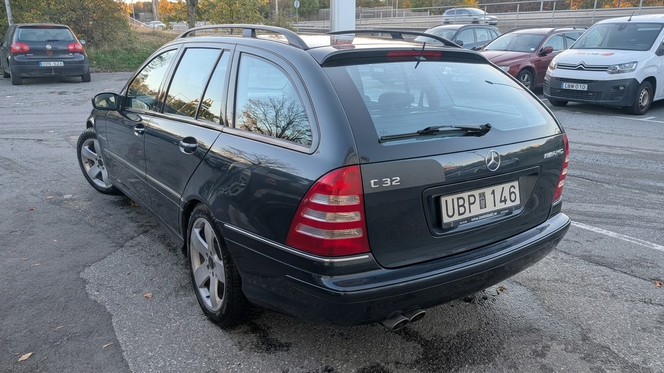 Mercedes-Benz C 32 AMG 2003, kuva 3/6