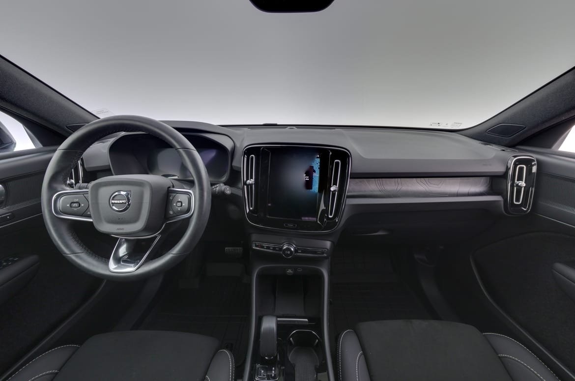 Volvo EX40 Extended Range 2025, bild 7/10