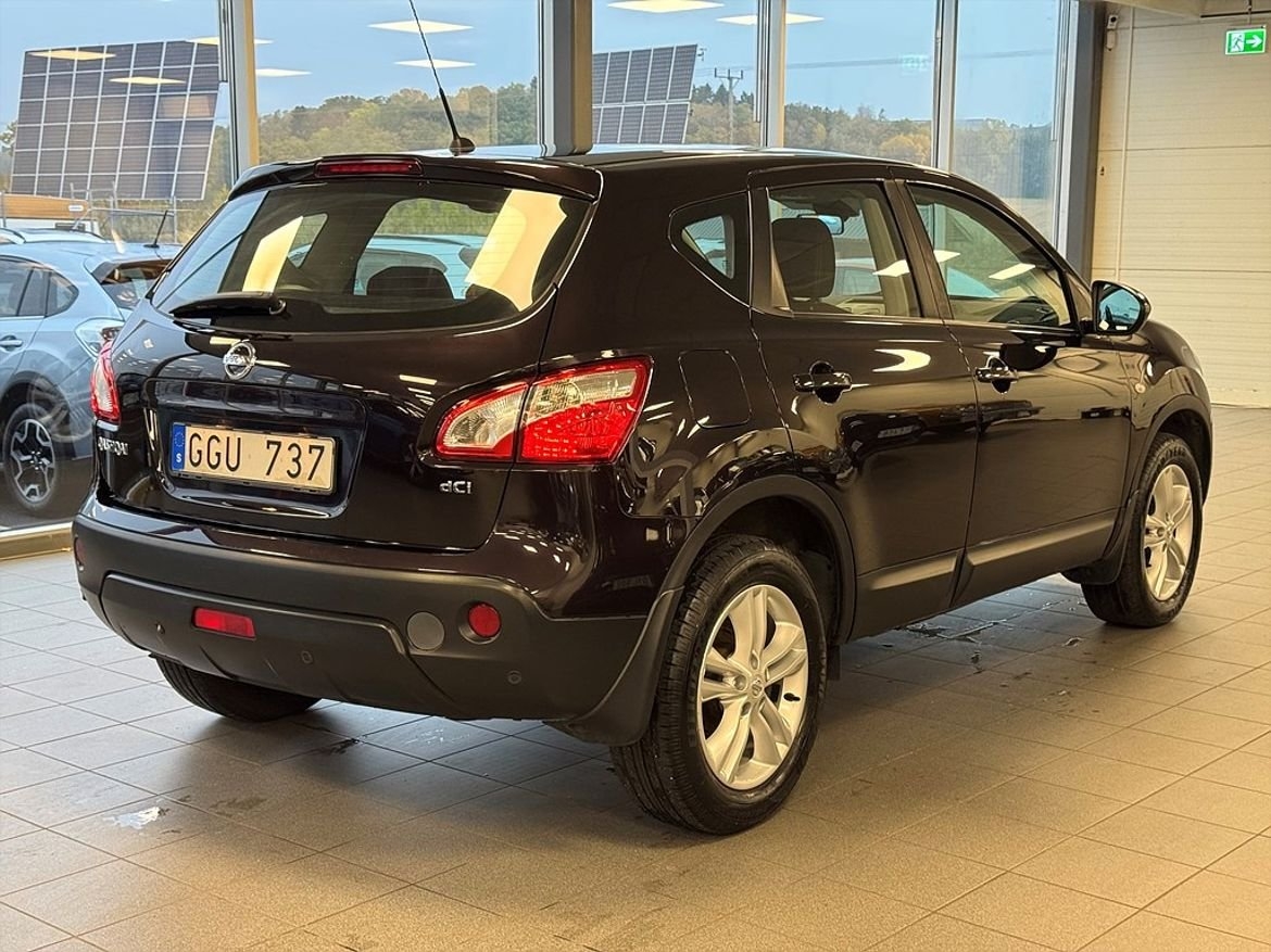 Nissan Qashqai 1.5 dCi 2012, bild 3/10