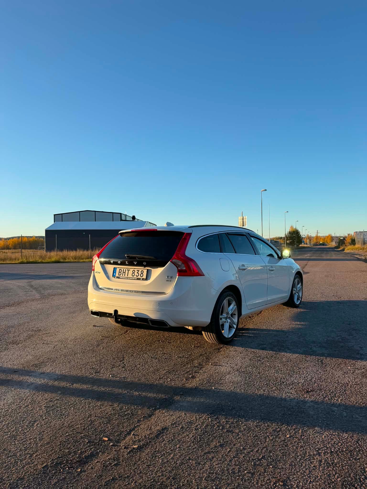 Volvo V60 2014, photo 2/4