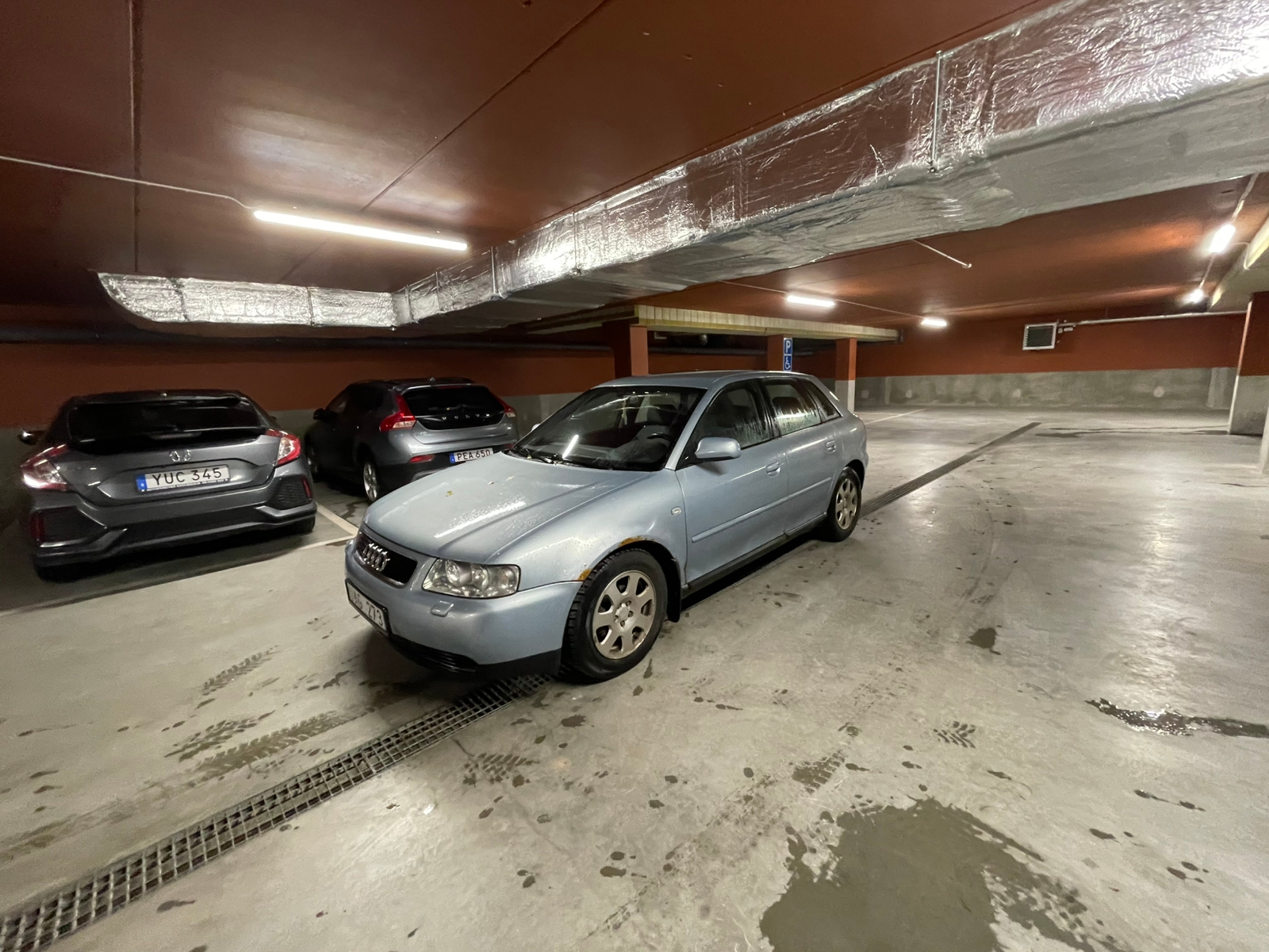 Audi A3 1.6 2003, bild 2/10