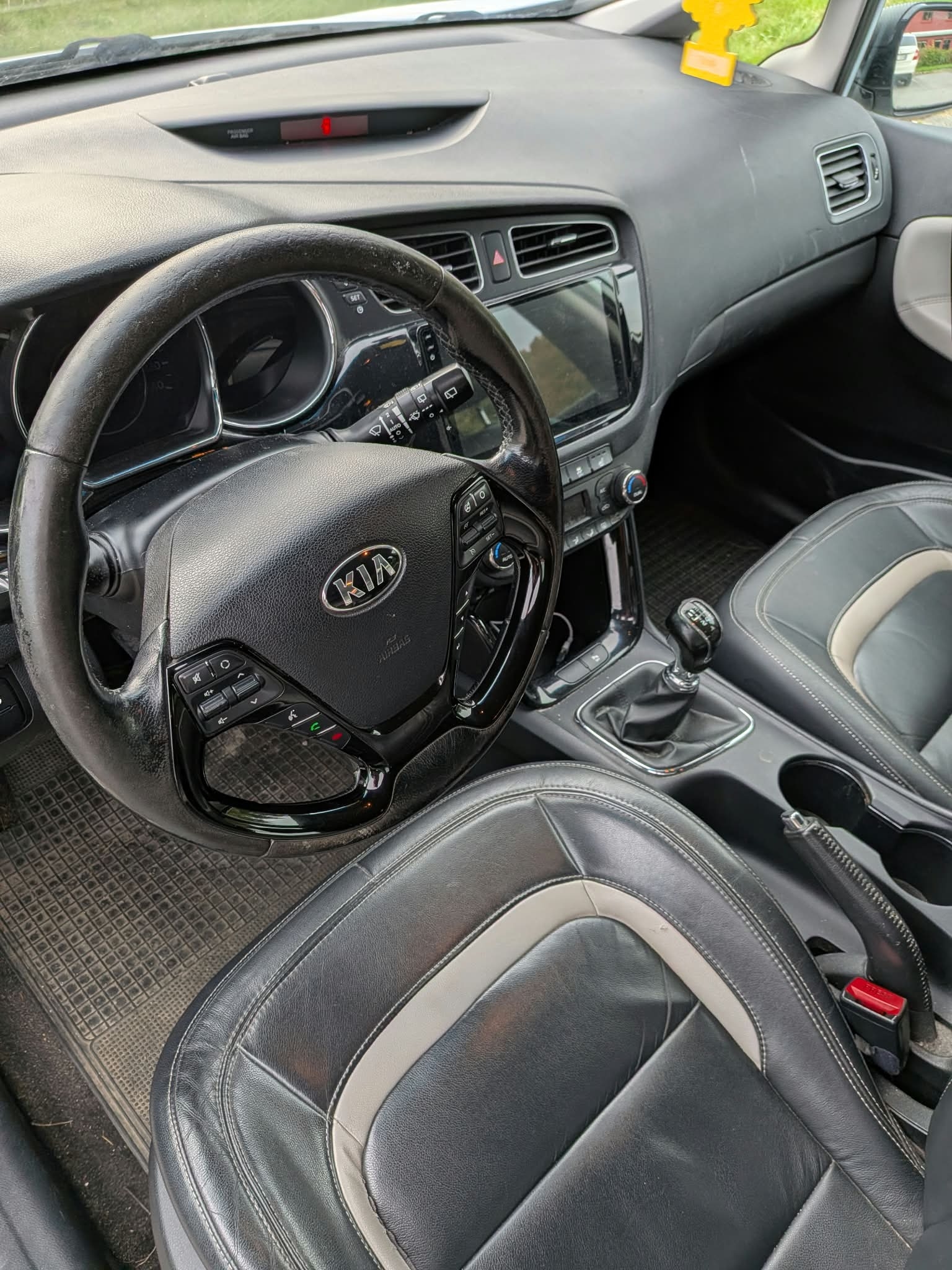 Kia Ceed 1.6 CRDi 128 2013, photo 4/6