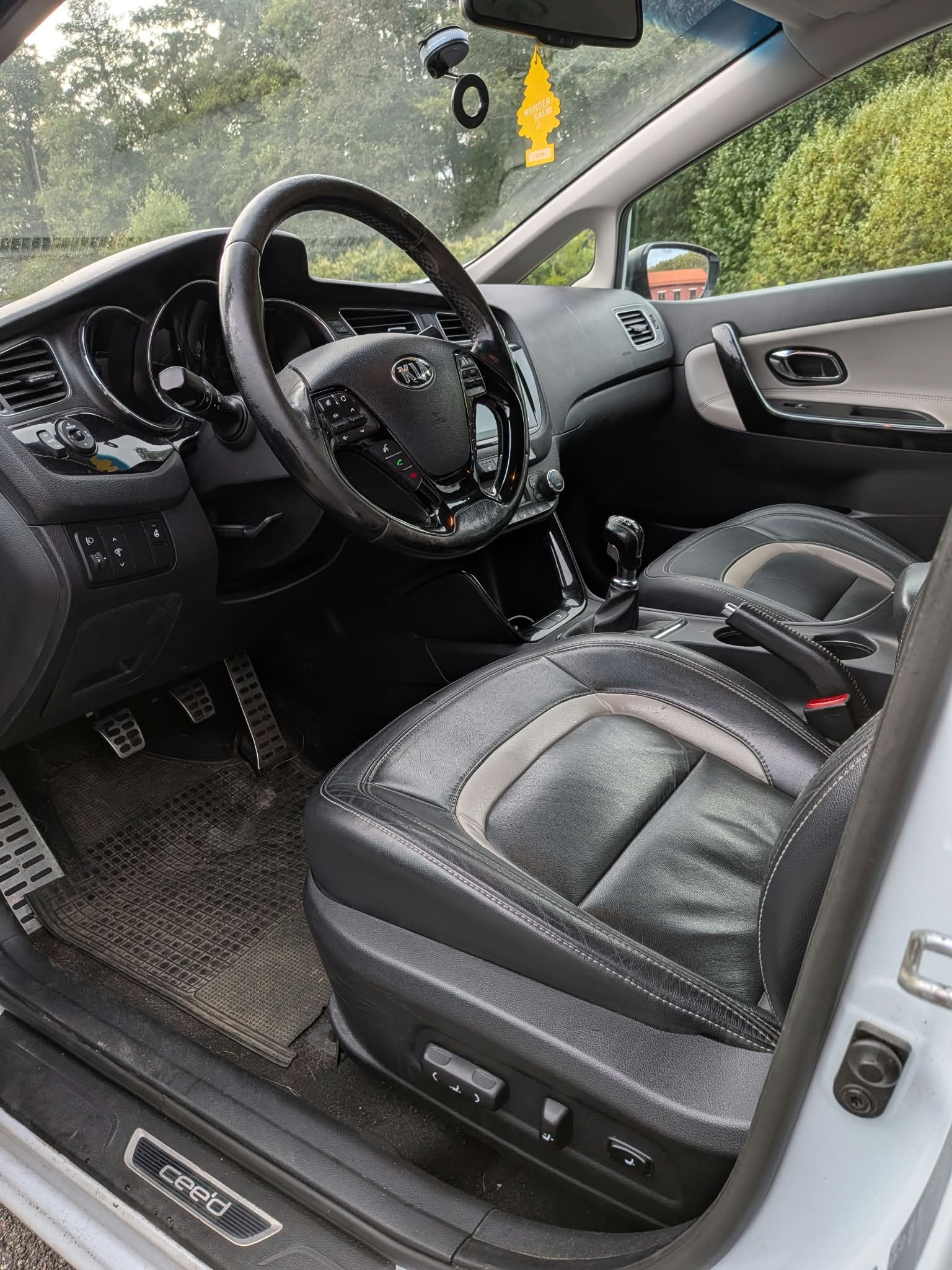 Kia Ceed 1.6 CRDi 128 2013, photo 6/6
