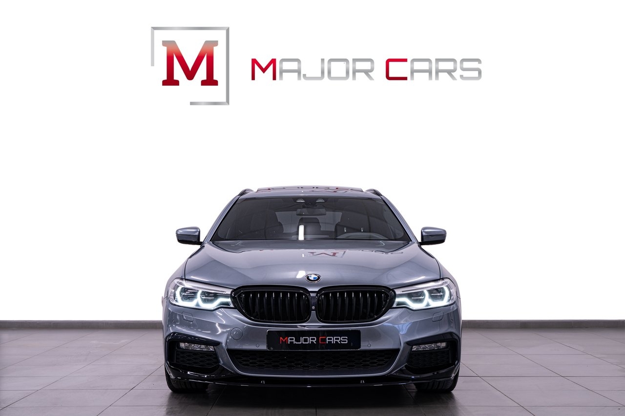 BMW 540i M Sport 2018, photo 2/10