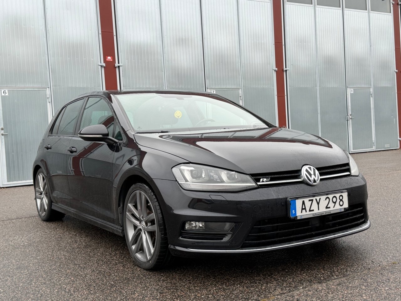 Volkswagen Golf 2.0 TDI R-Line 2017, bild 3/13
