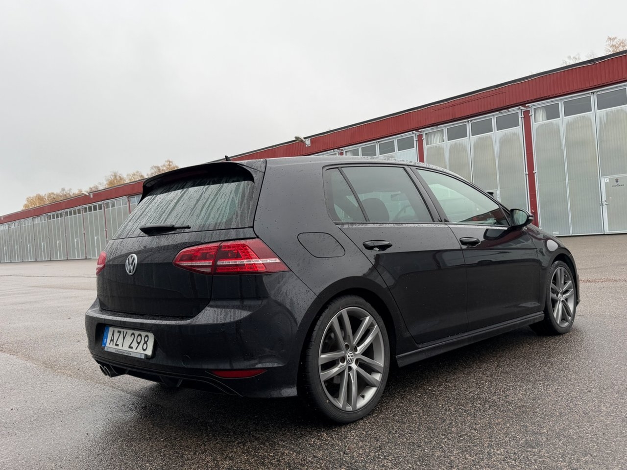 Volkswagen Golf 2.0 TDI R-Line 2017, bild 4/13