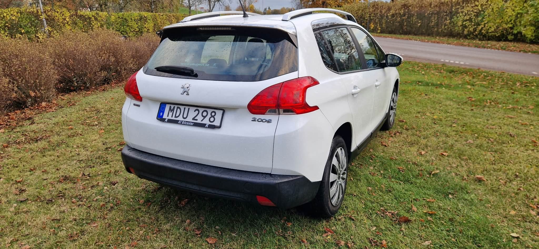 Peugeot 2008 PureTech 110 2015, kuva 2/9