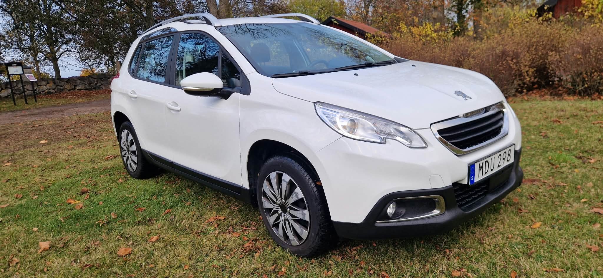 Peugeot 2008 PureTech 110 2015, kuva 6/9