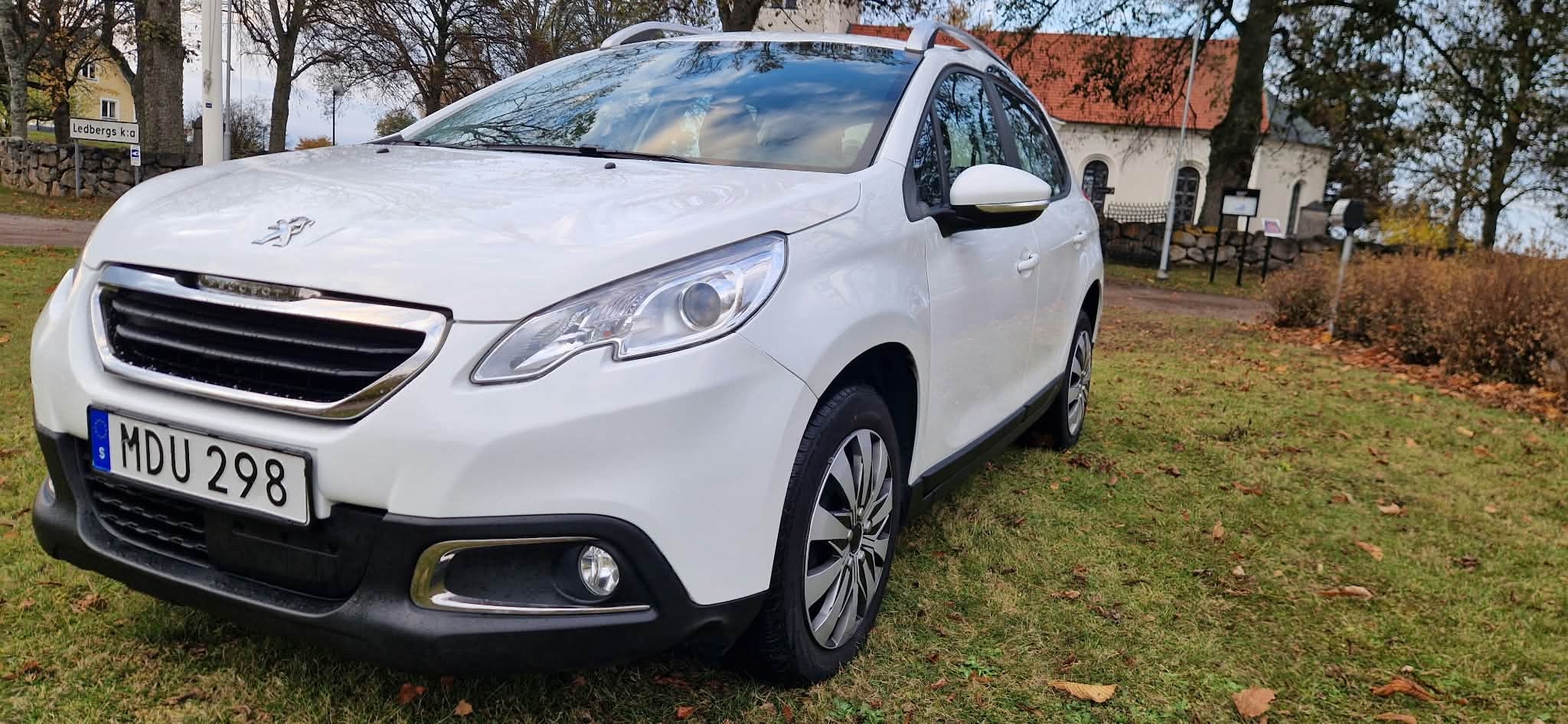 Peugeot 2008 PureTech 110 2015, kuva 5/9