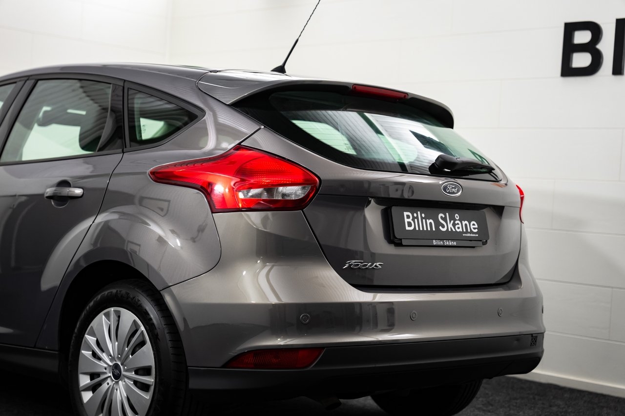 Ford Focus 1.6 TDCi Trend 2015, bild 6/10