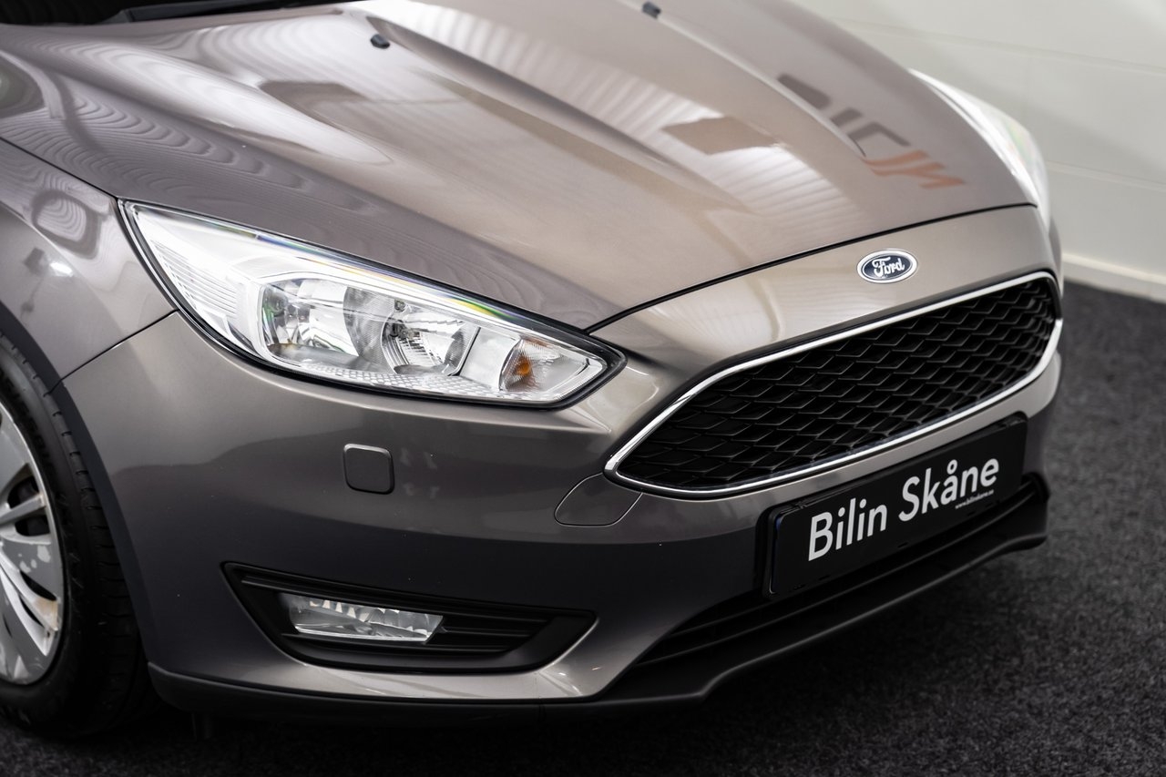 Ford Focus 1.6 TDCi Trend 2015, bild 2/10