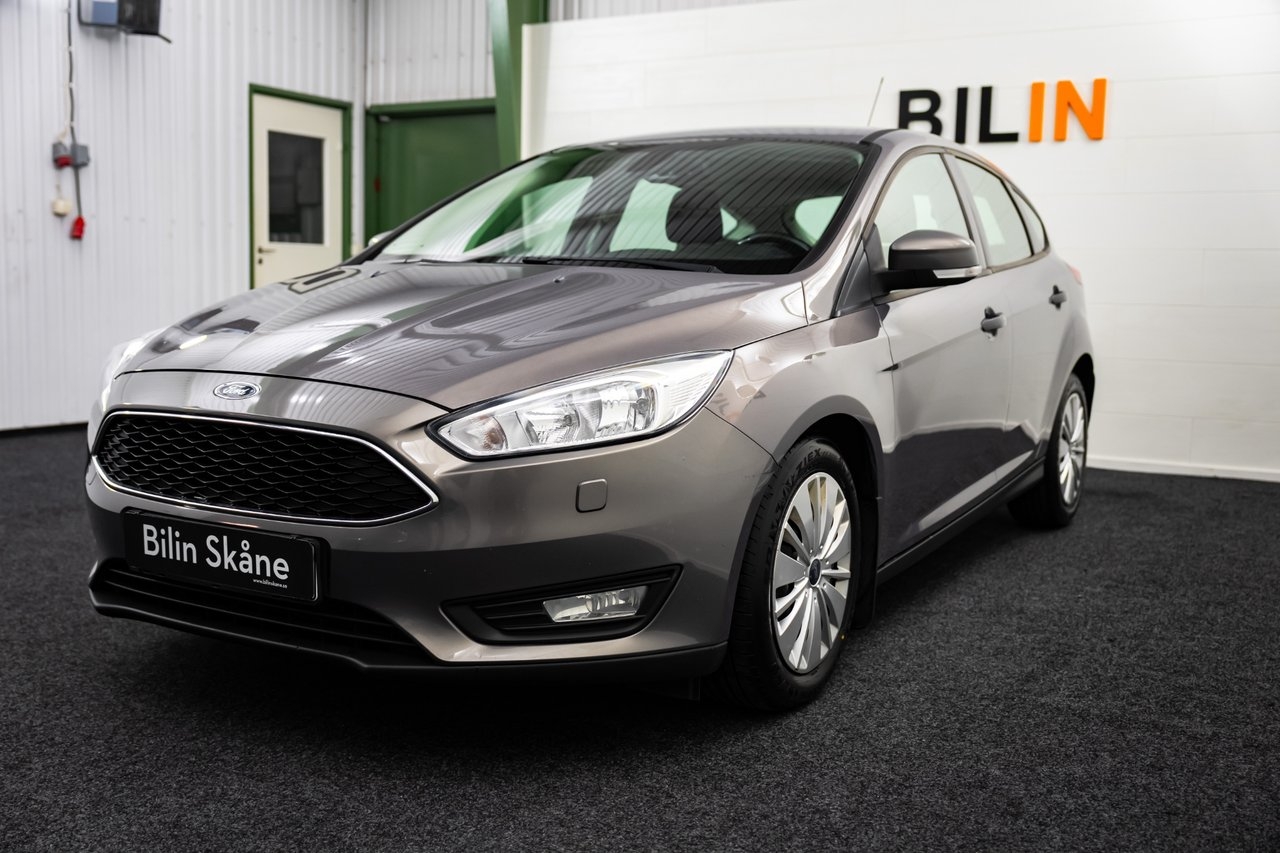 Ford Focus 1.6 TDCi Trend 2015, bild 4/10