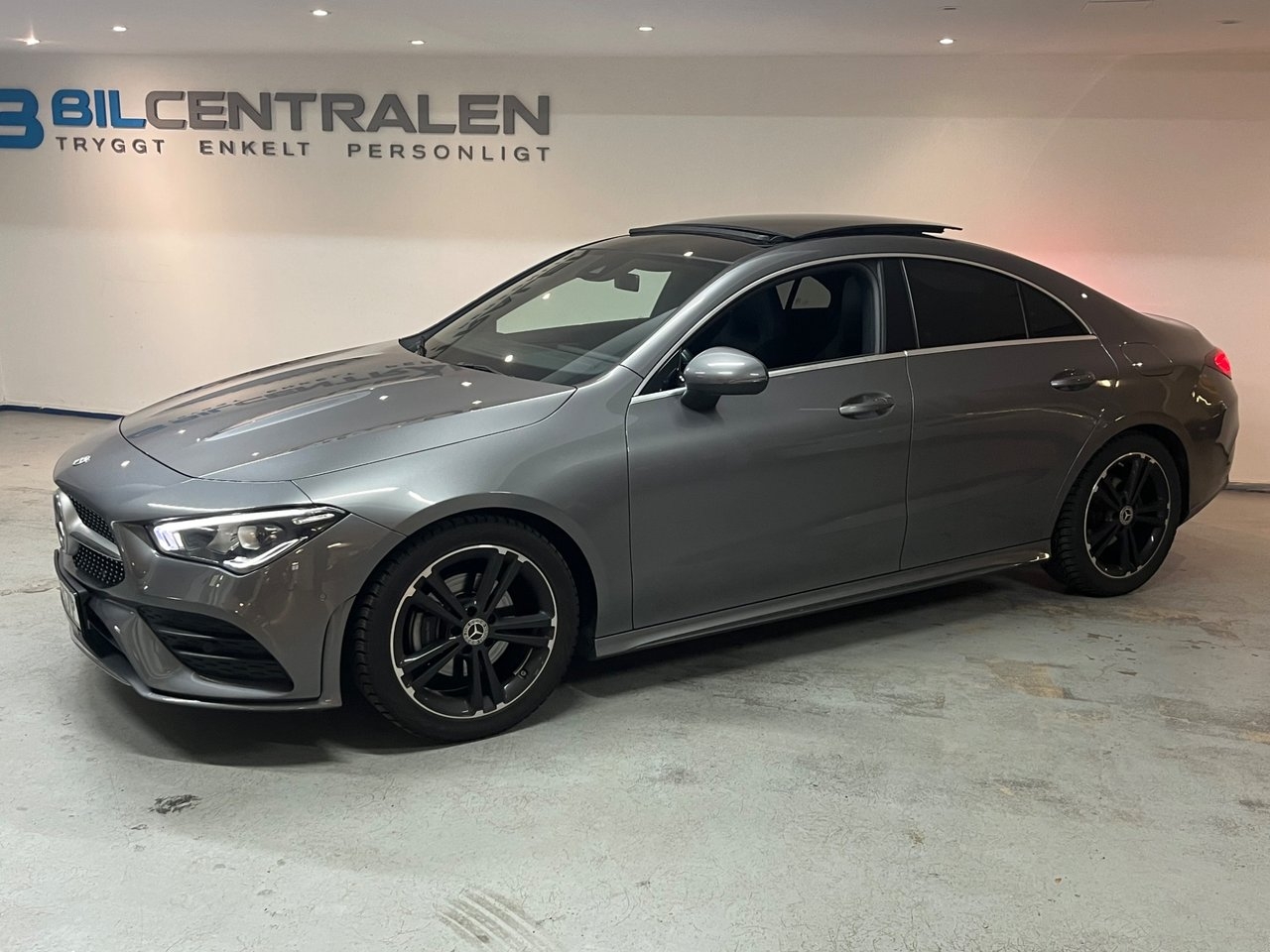 Mercedes-Benz CLA 180 AMG Line 2021, bild 2/10