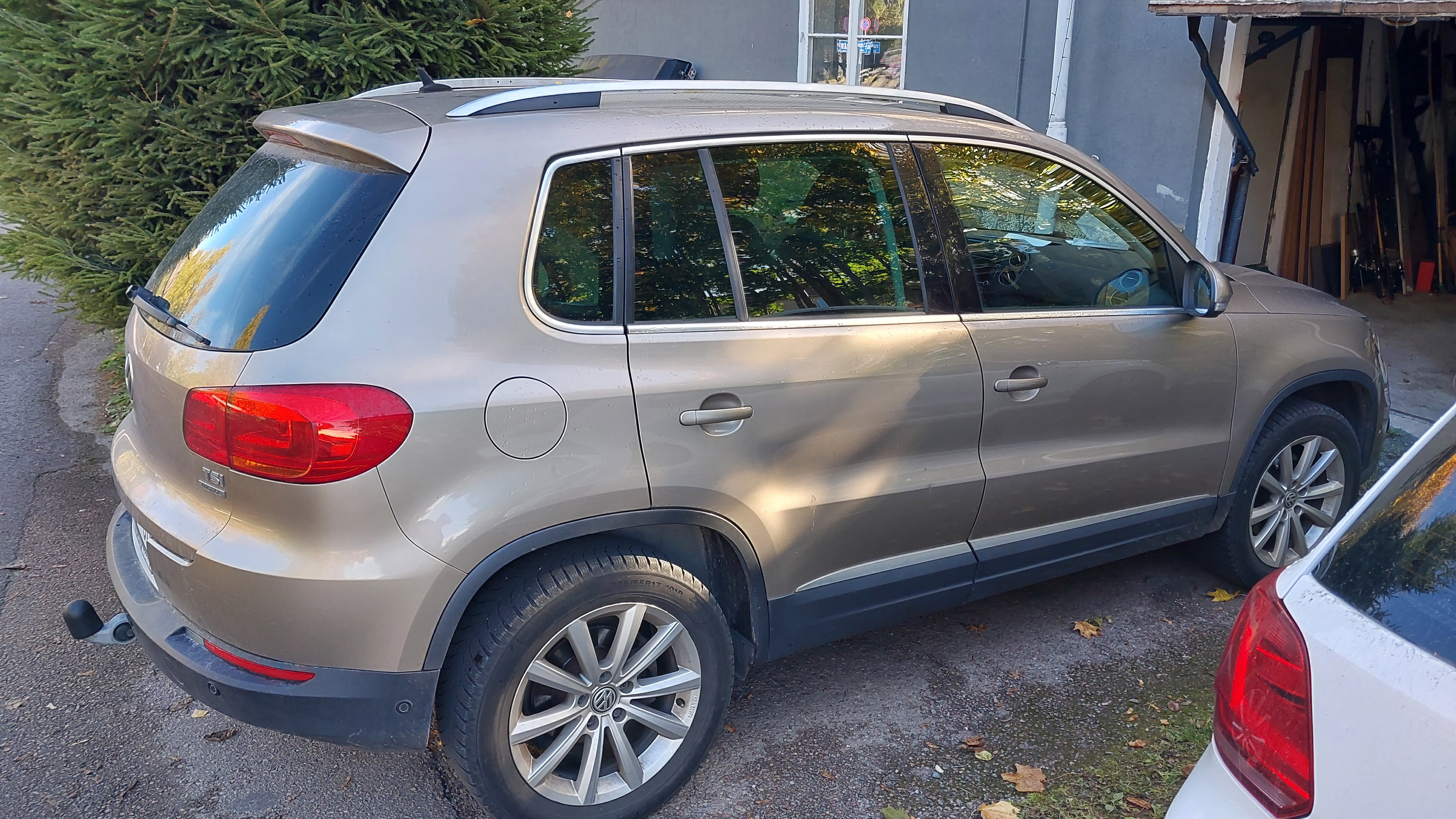 Volkswagen Tiguan 1.4 TSI 2012, kuva 3/3