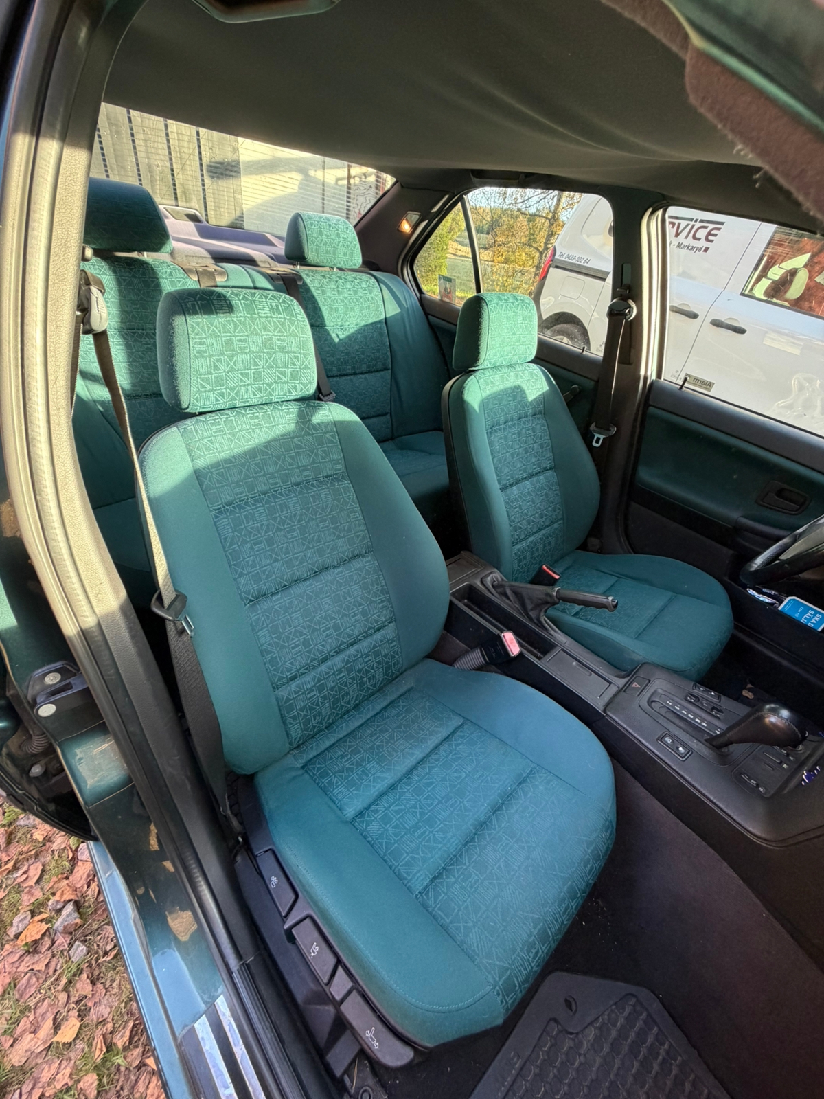 BMW 320i 1998, bild 7/10