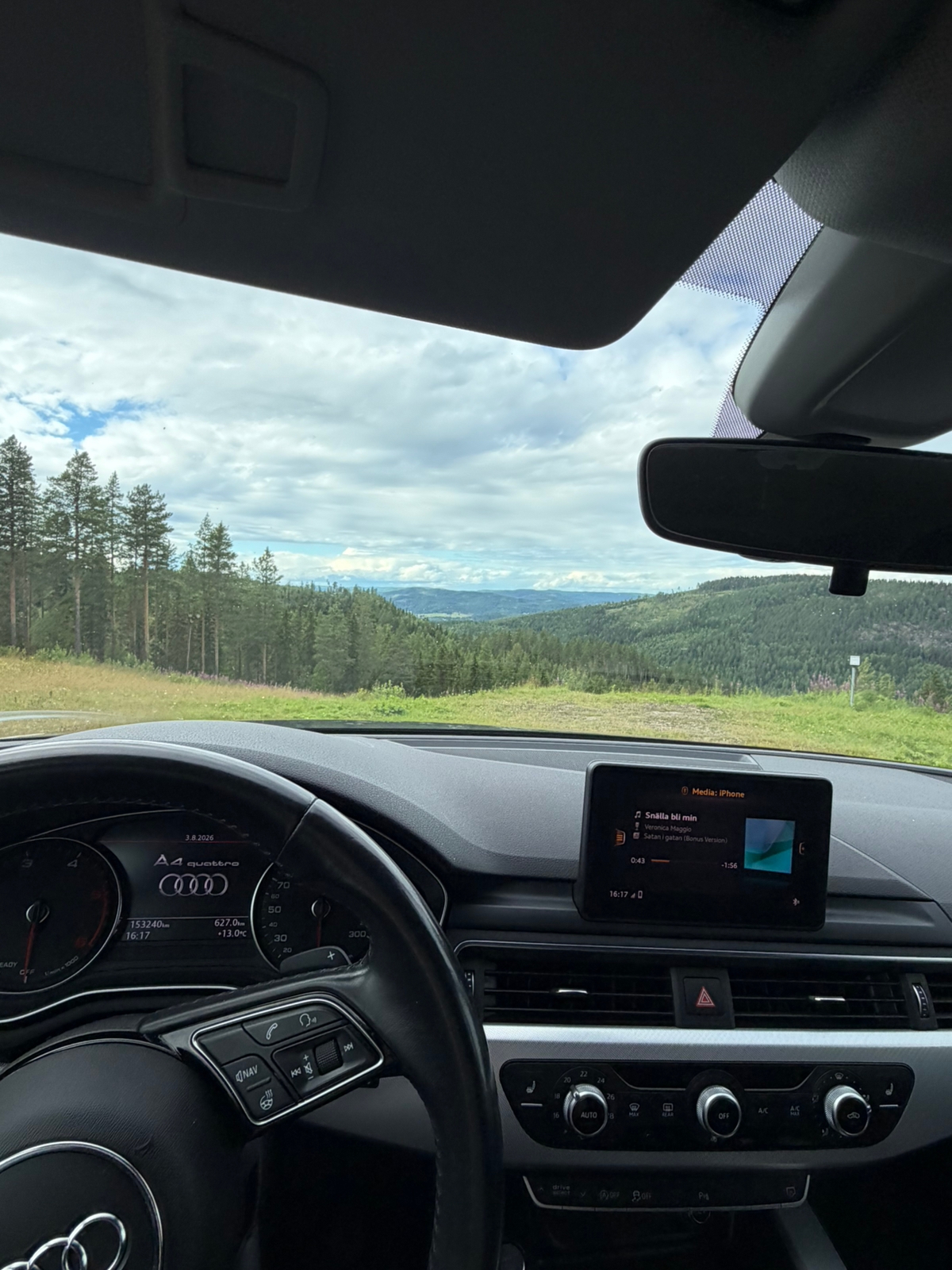 Audi A4 2.0 TDI 2018, bild 2/2
