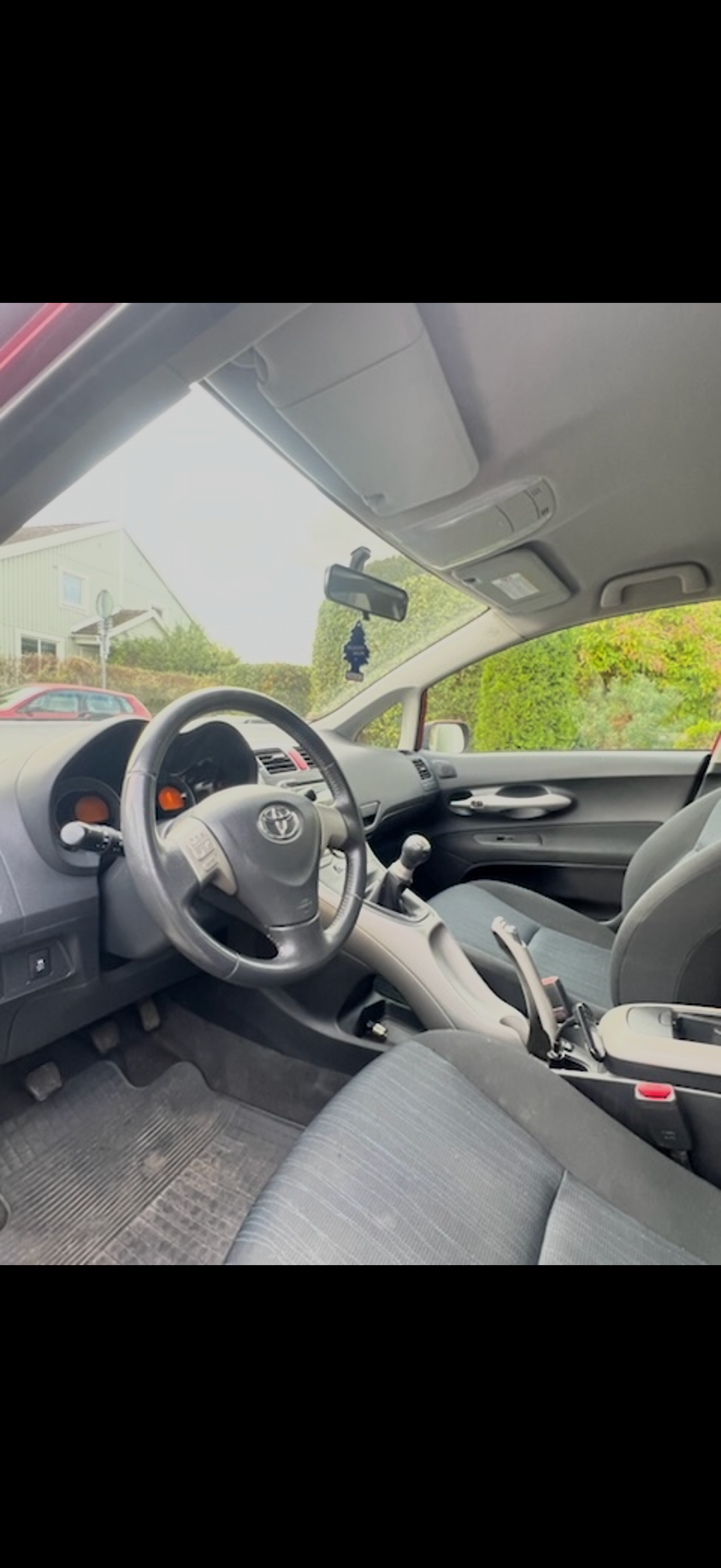 Toyota Auris 1.6 2009, kuva 7/8
