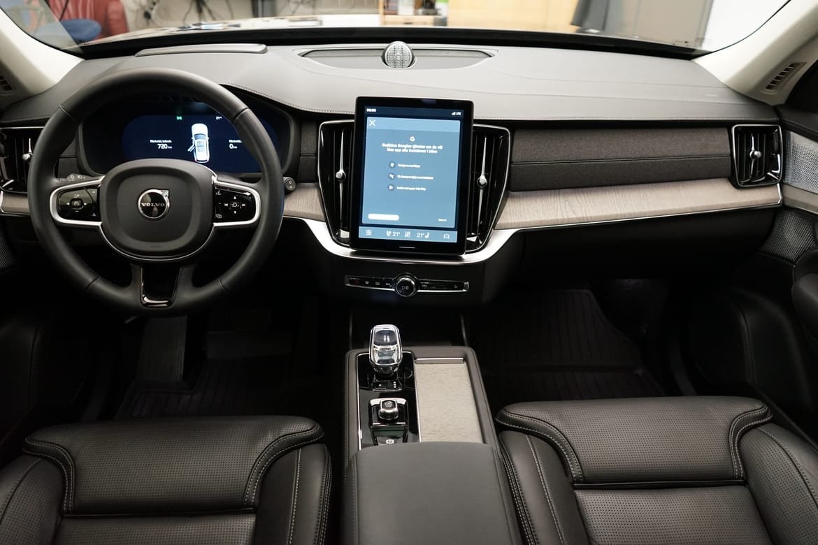Volvo XC90 T8 Ultra Dark 2026, bild 6/10