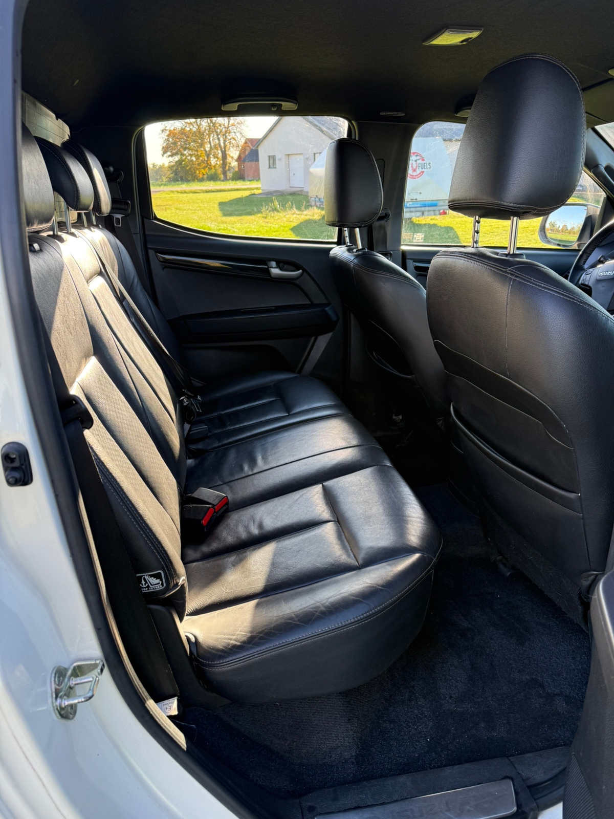 Isuzu D-MAX 2.5 Diesel 2016, bild 5/9