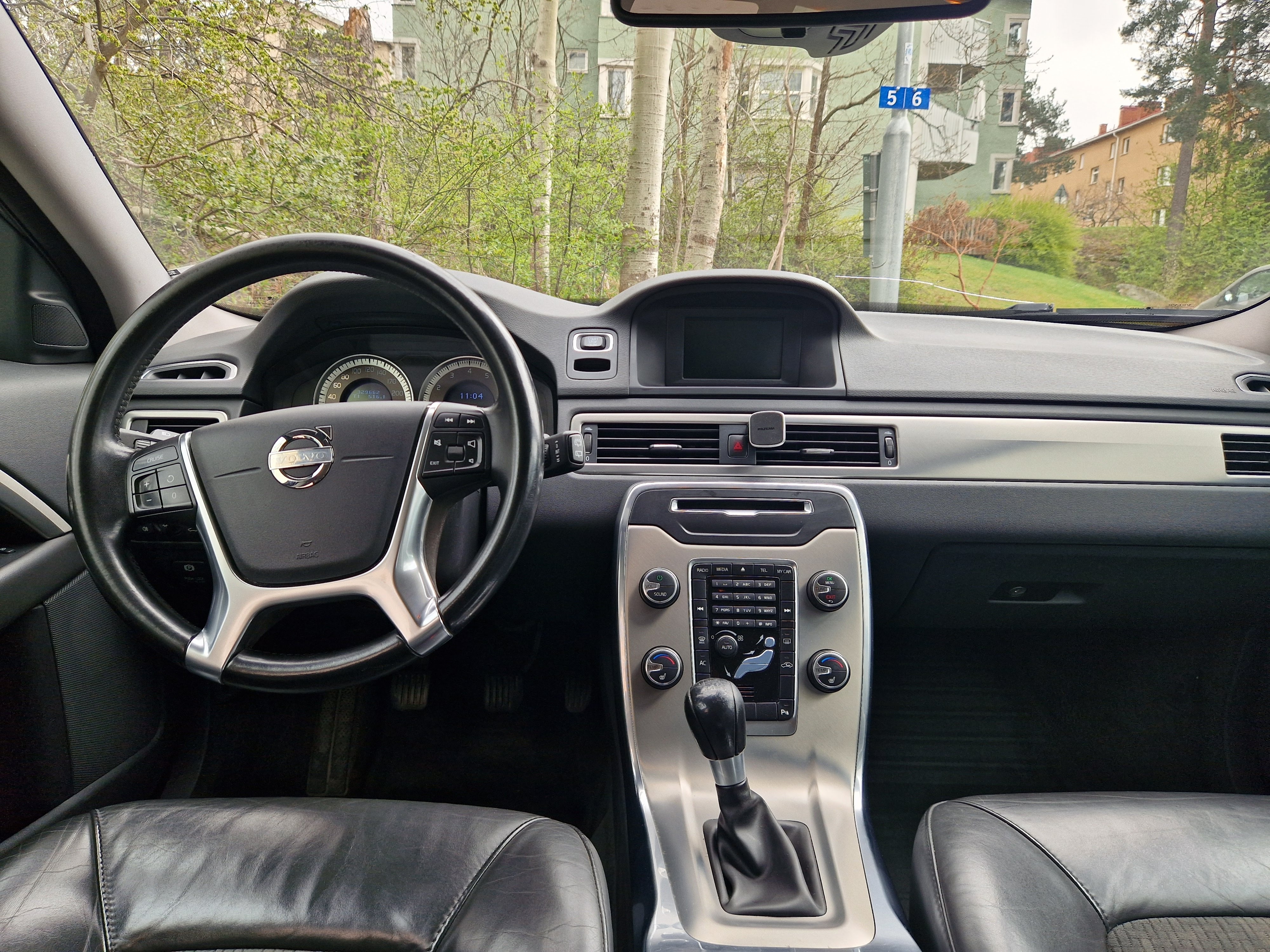 Volvo V70 Momentum 2012, bild 7/8