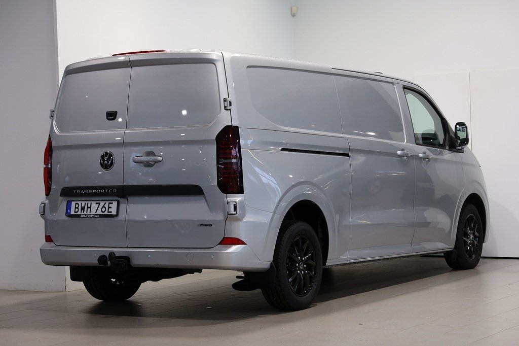 Volkswagen Transporter 2.0 TDI 2025, bild 3/10