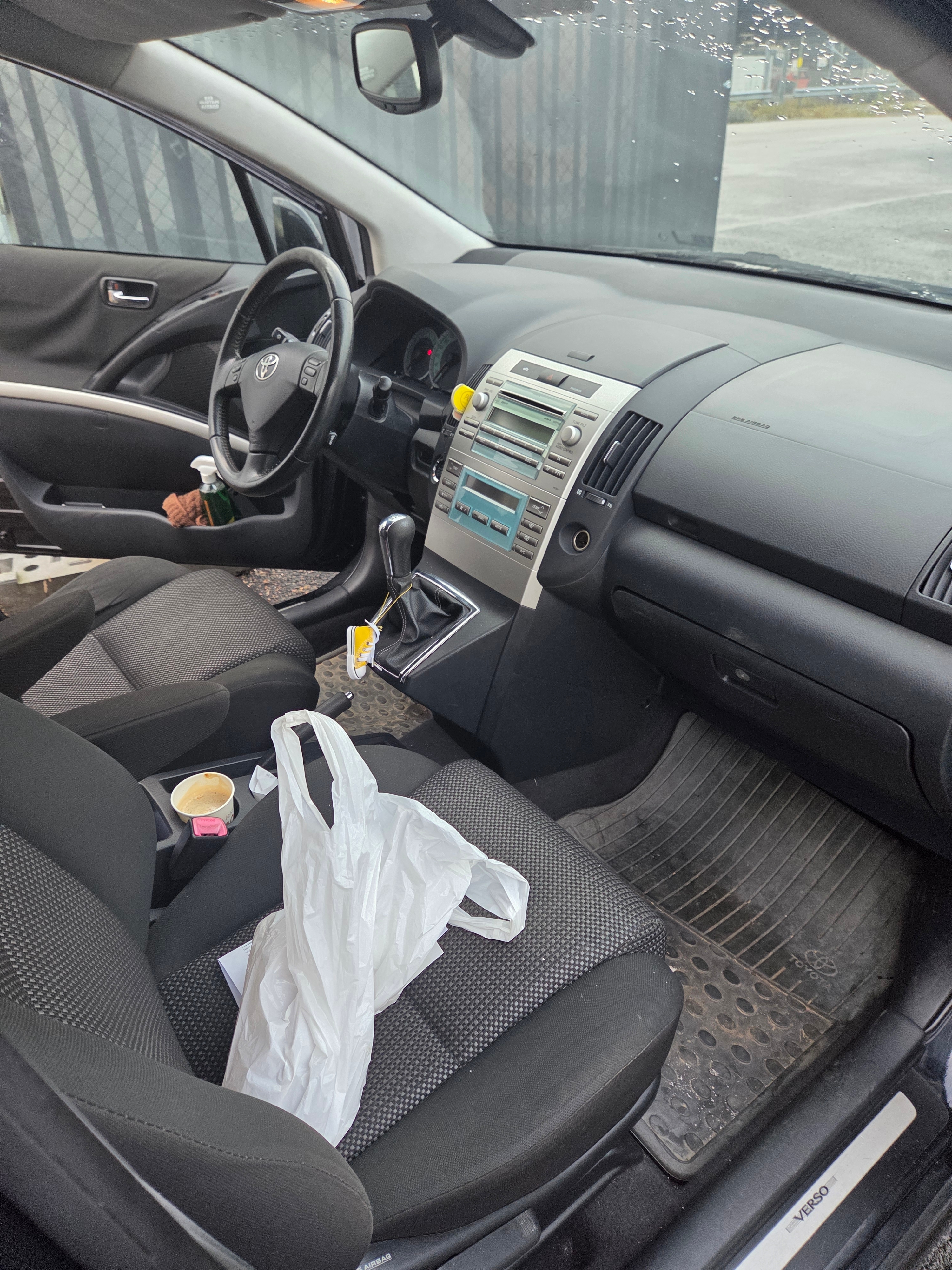 Toyota Corolla Verso 2.2 D-CAT 2007, bild 5/5