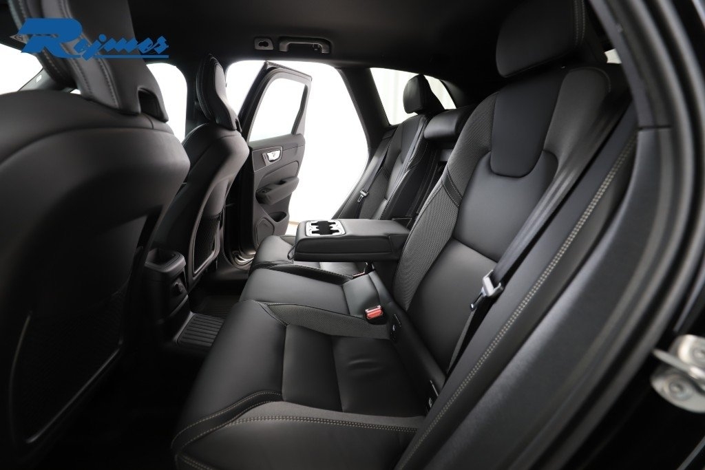 Volvo XC60 Plus Nordic 2026, bild 9/10