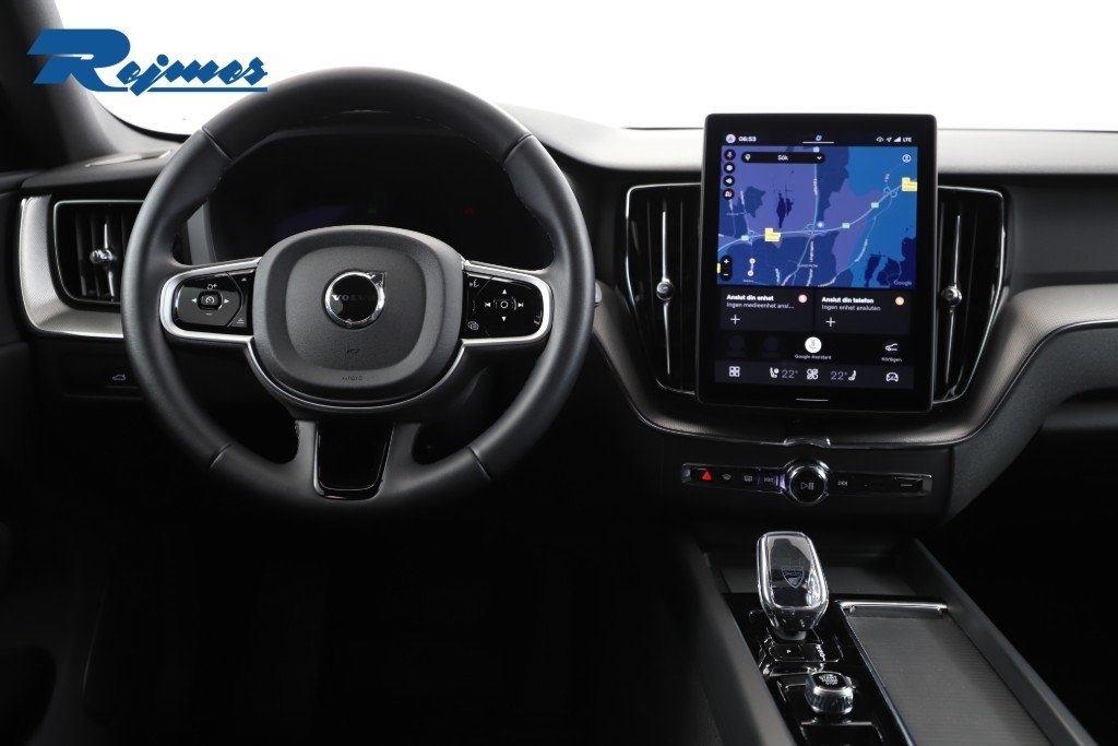 Volvo XC60 Plus Nordic 2026, photo 4/10
